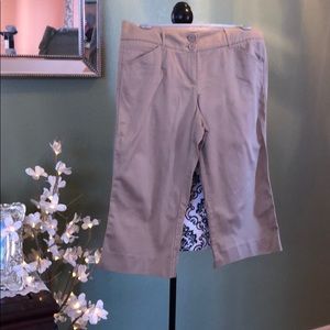 Khaki capris